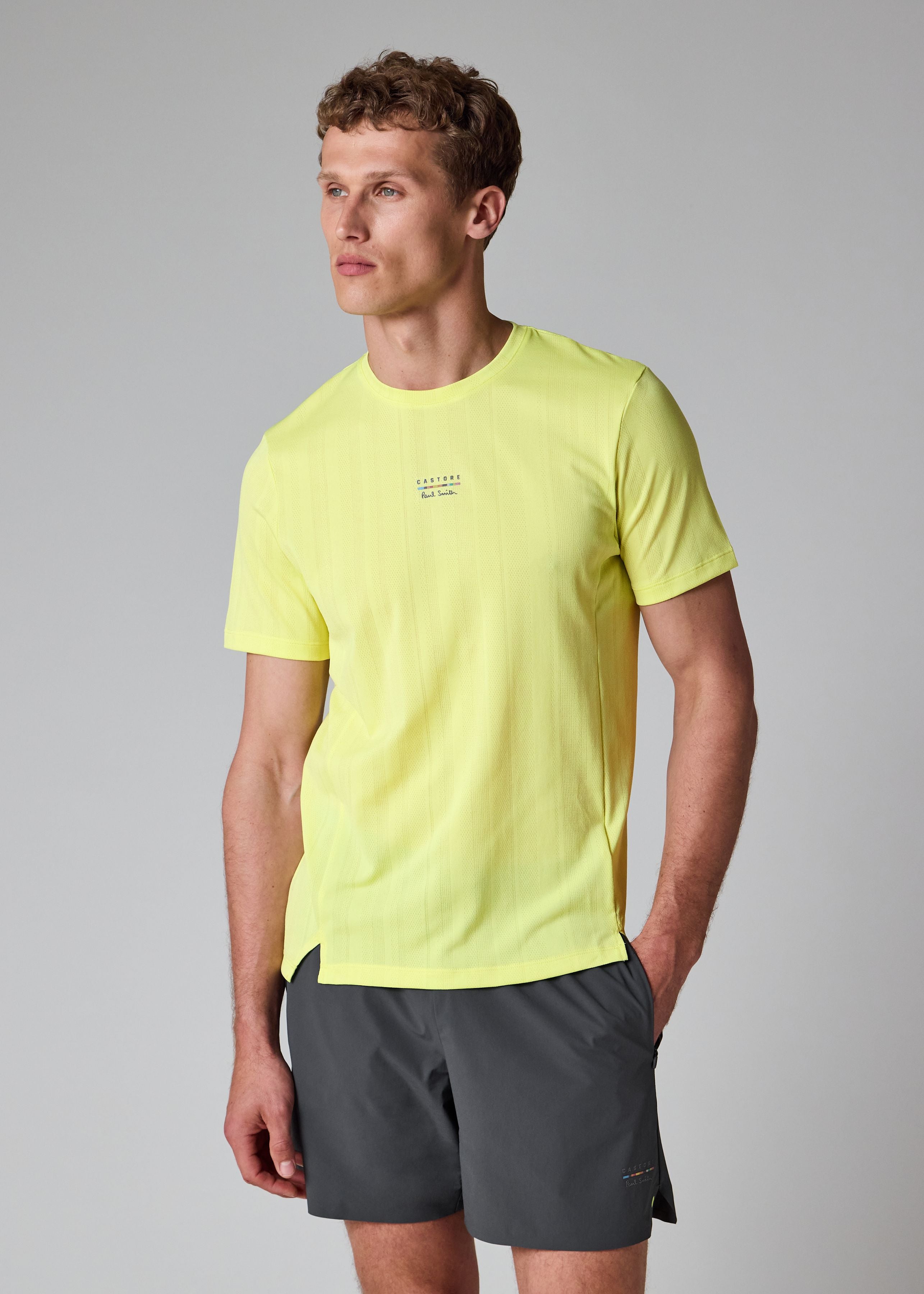 ロゴグラフィック メッシュTシャツ