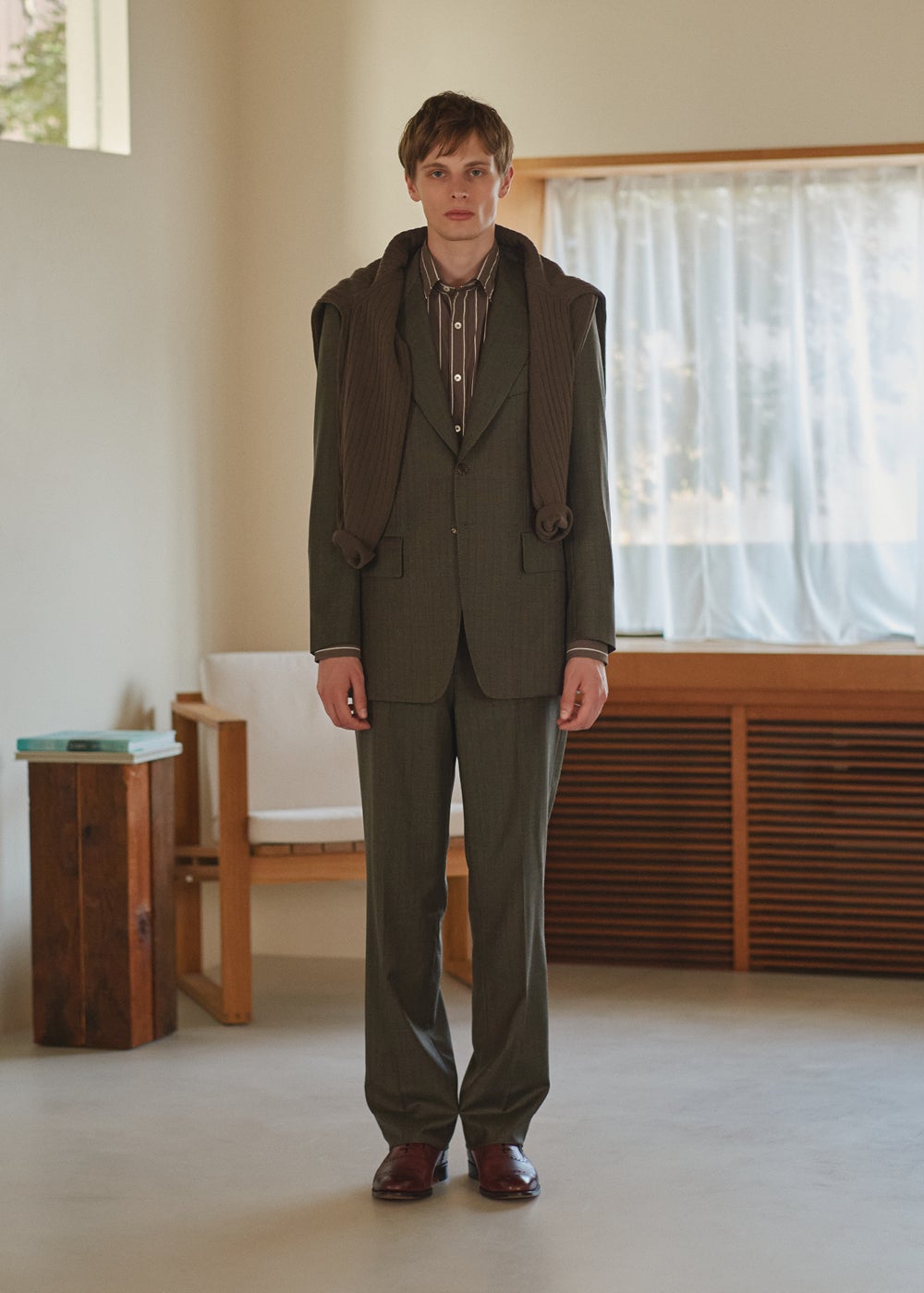 LOOK 17